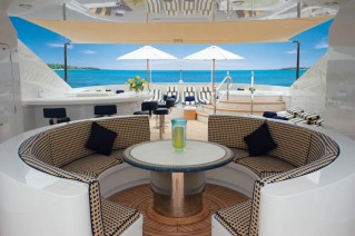 Yacht Mia Elise - Top Deck